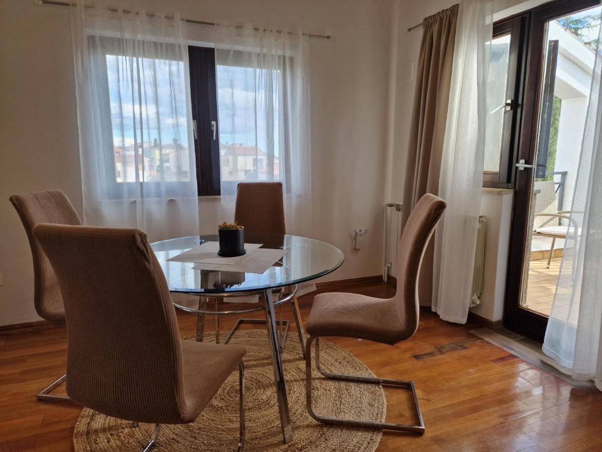 Apartments Katarina - New Renovated 罗维尼 外观 照片