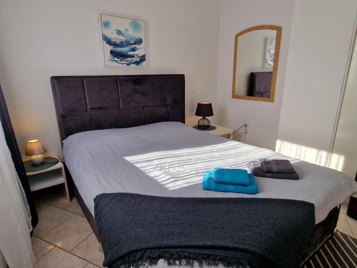 Apartments Katarina - New Renovated 罗维尼 外观 照片