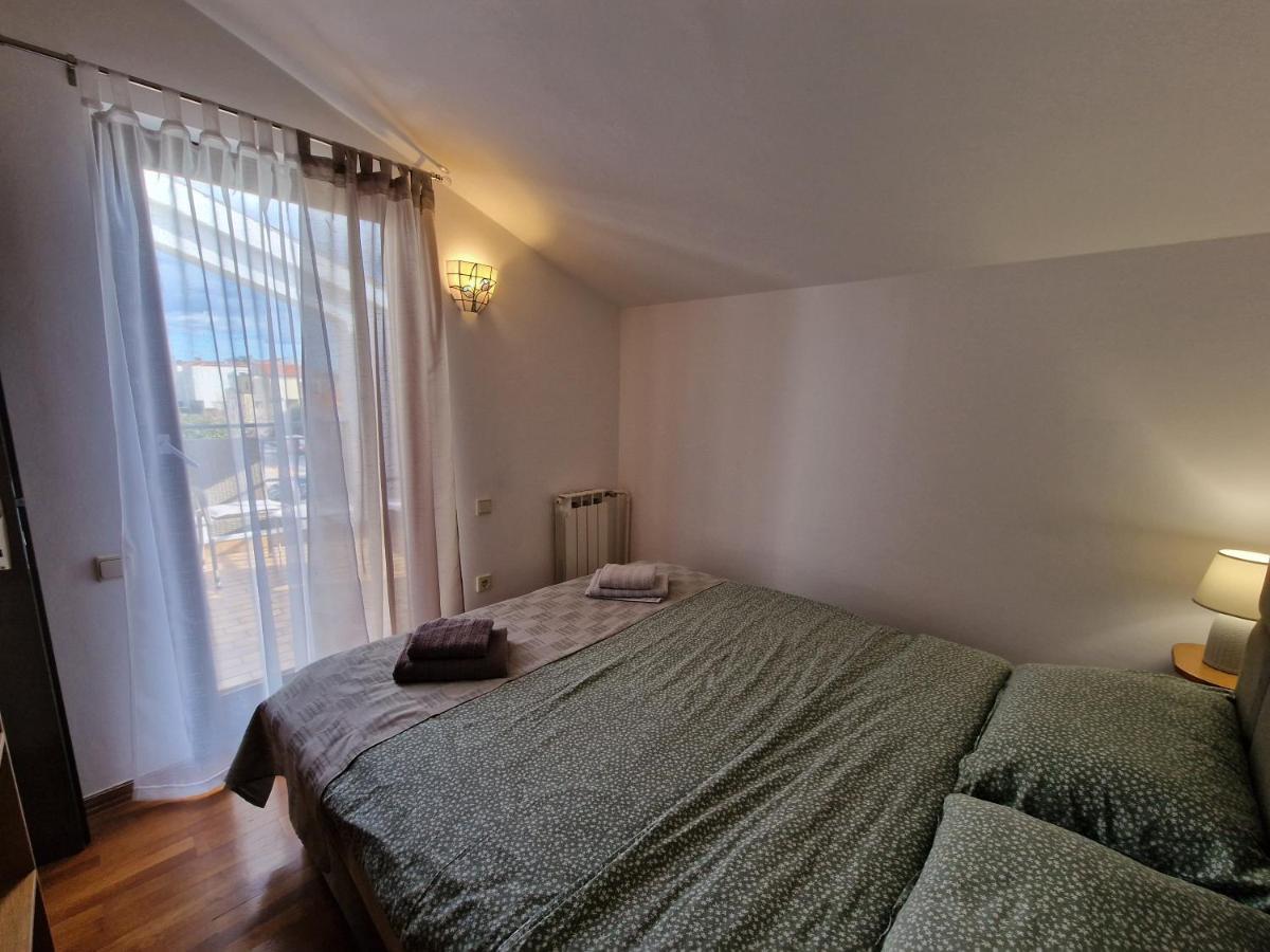 Apartments Katarina - New Renovated 罗维尼 外观 照片